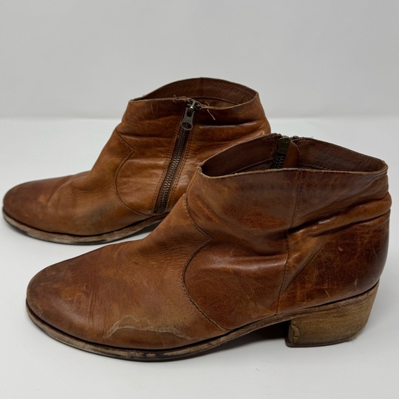 Korkease Leather Boots, Sz 10, boho,‎ classic, preppy, casual, work, minimalist - Picture 1 of 16